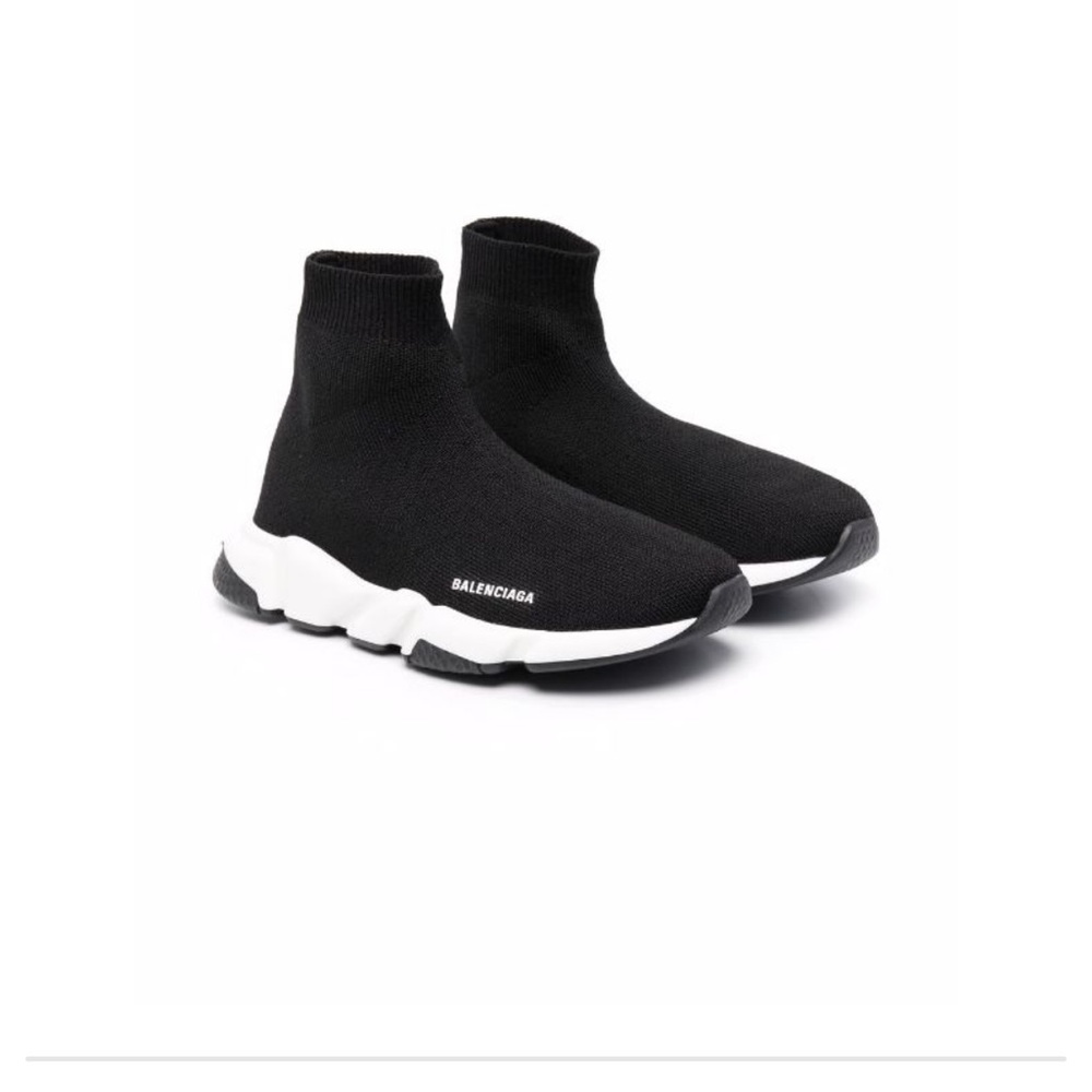 Balenciaga Kids
Speed knitted sneakers